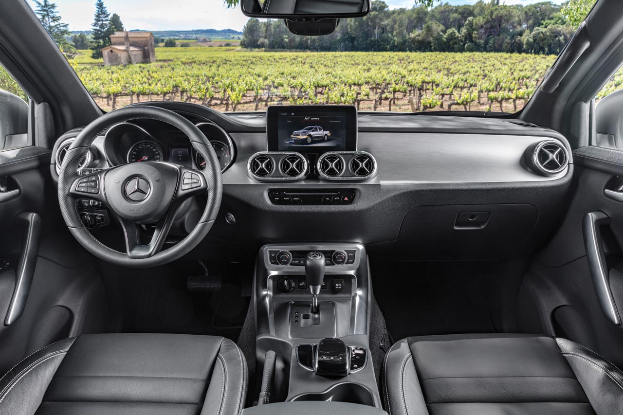 Interior Mercedes-Benz Clase X