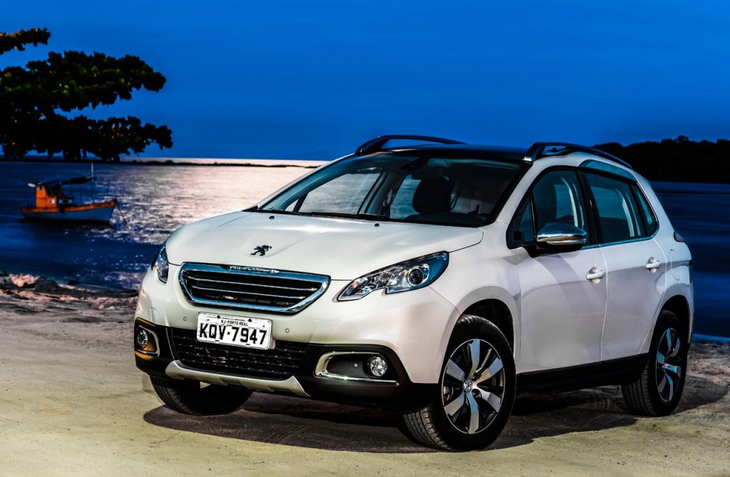 Peugeot 2008 AT6