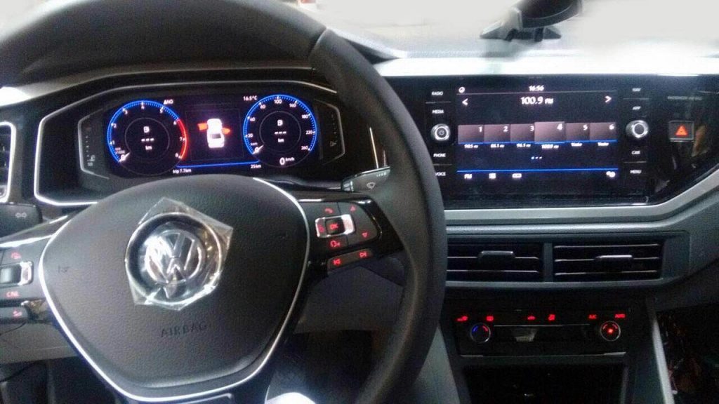 Interior Volkswagen Virtus