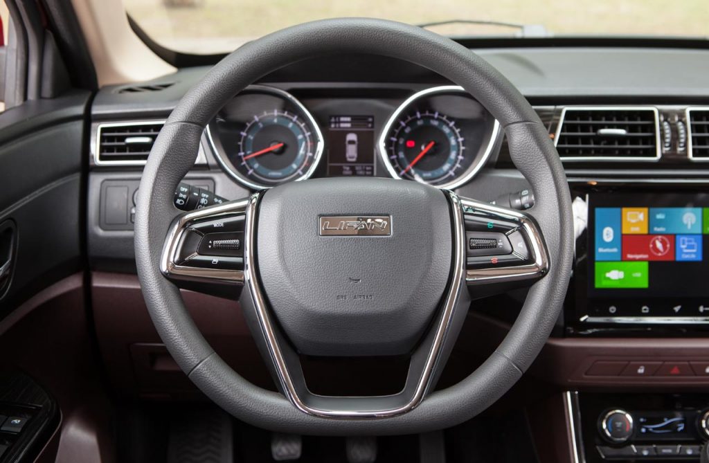Interior Lifan MyWay