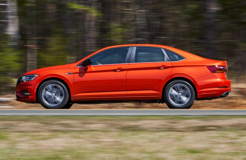 Volkswagen Vento R-Line 2019
