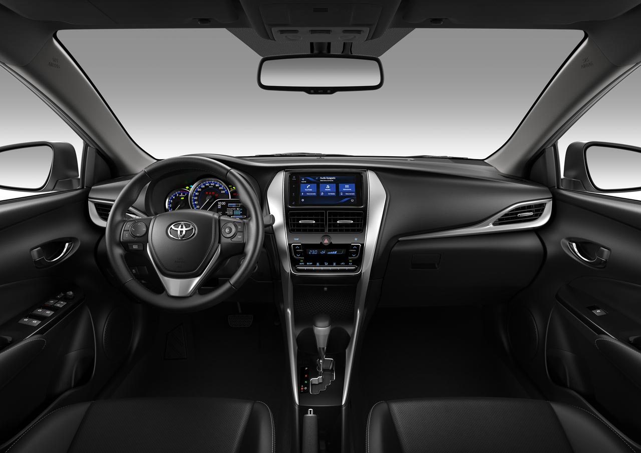 Interior Toyota Yaris 2019