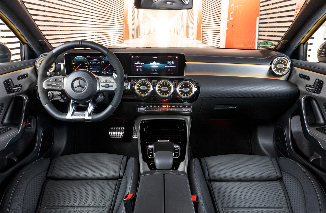 Interior Mercedes AMG Clase A