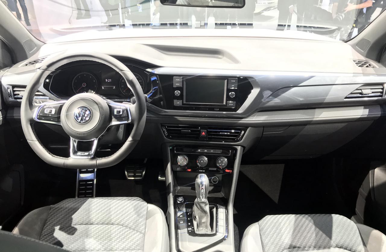 Interior Volkswagen Tharu R-Line
