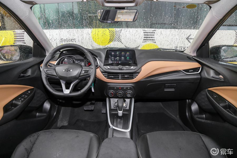 Interior Nuevo Chevrolet Onix sedán