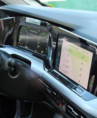 Interior nuevo Volkswagen Golf mk8