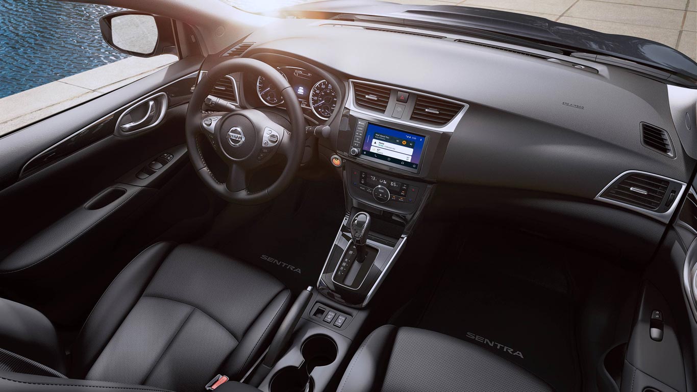 Interior Nissan Sentra 2019