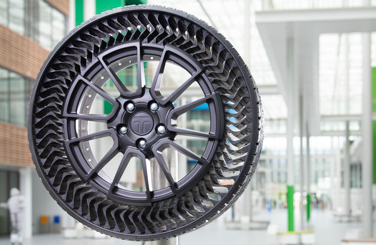 Michelin presentó neumático sin y "anti pinchazos" Mega Autos