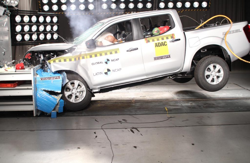 Nissan Frontier 4 estrellas Latin Ncap