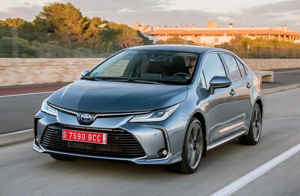 Nuevo Toyota Corolla Sedán híbrido