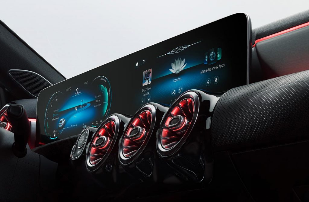 Interior Mercedes-Benz Clase A Sedán