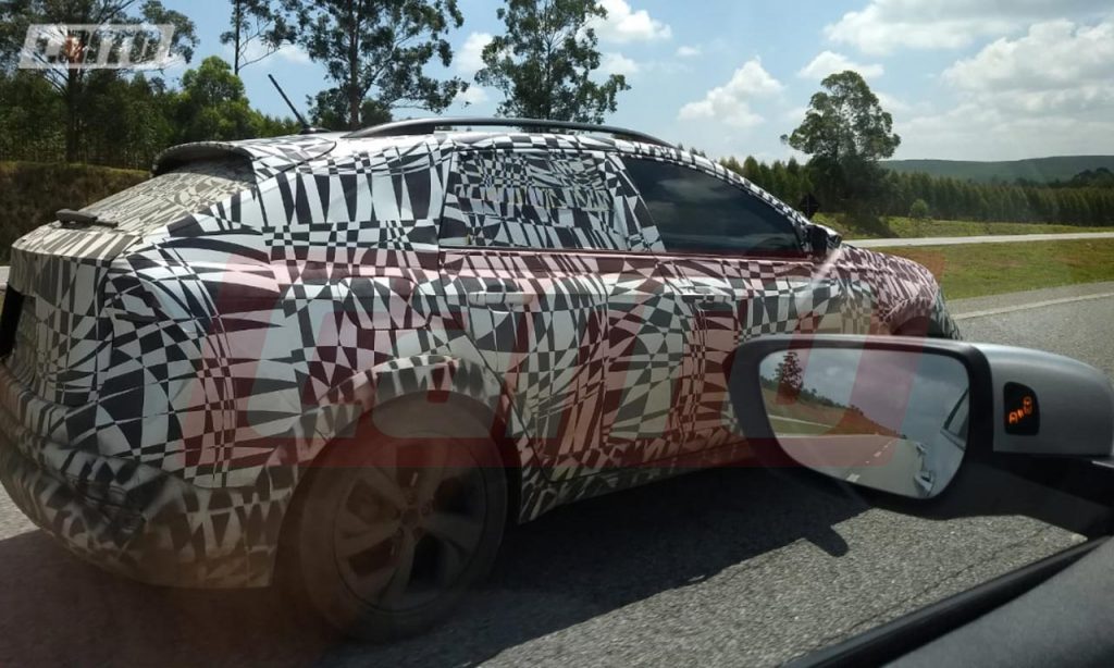 VW New Urban Coupé (T-Sport) foto espía