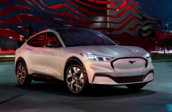 SUV eléctrico: Ford presentó el Mustang Mach-E