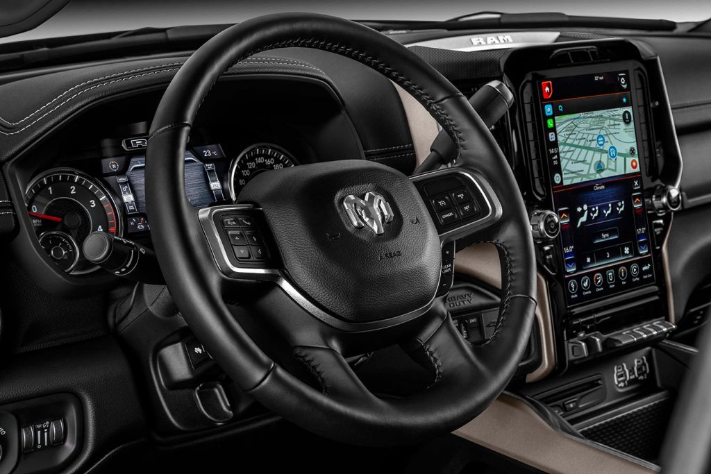 Interior RAM 2500 Night Edition