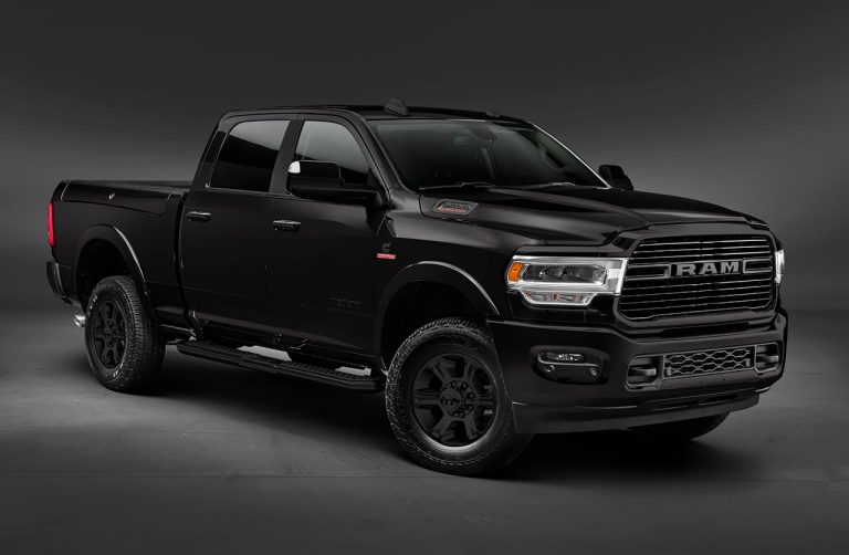 ram2500nighteditionnegro Mega Autos