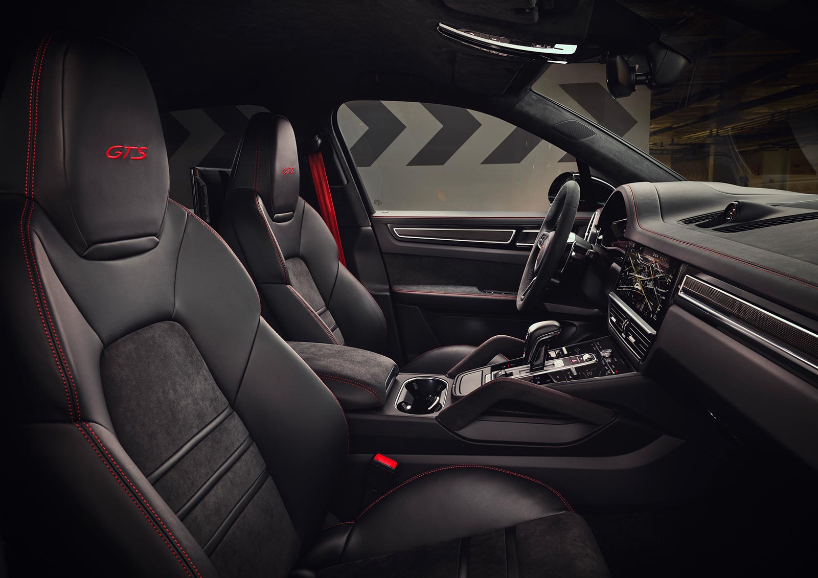 Interior Porsche Cayenne GTS V8 2021