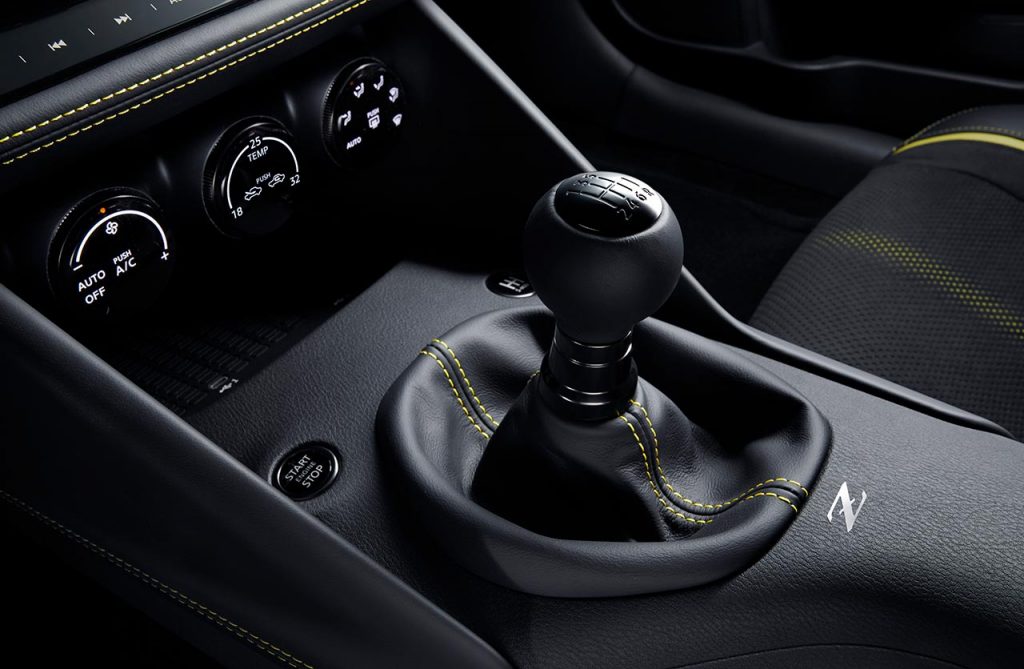 Caja manual Nissan Z Proto