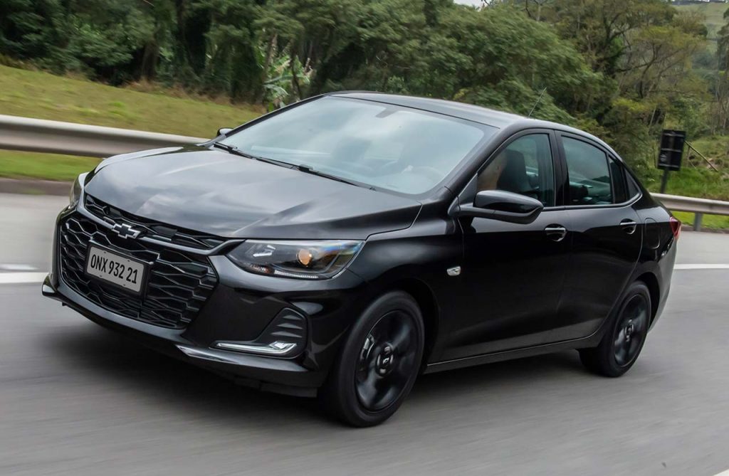 Chevrolet Onix Plus Midnight