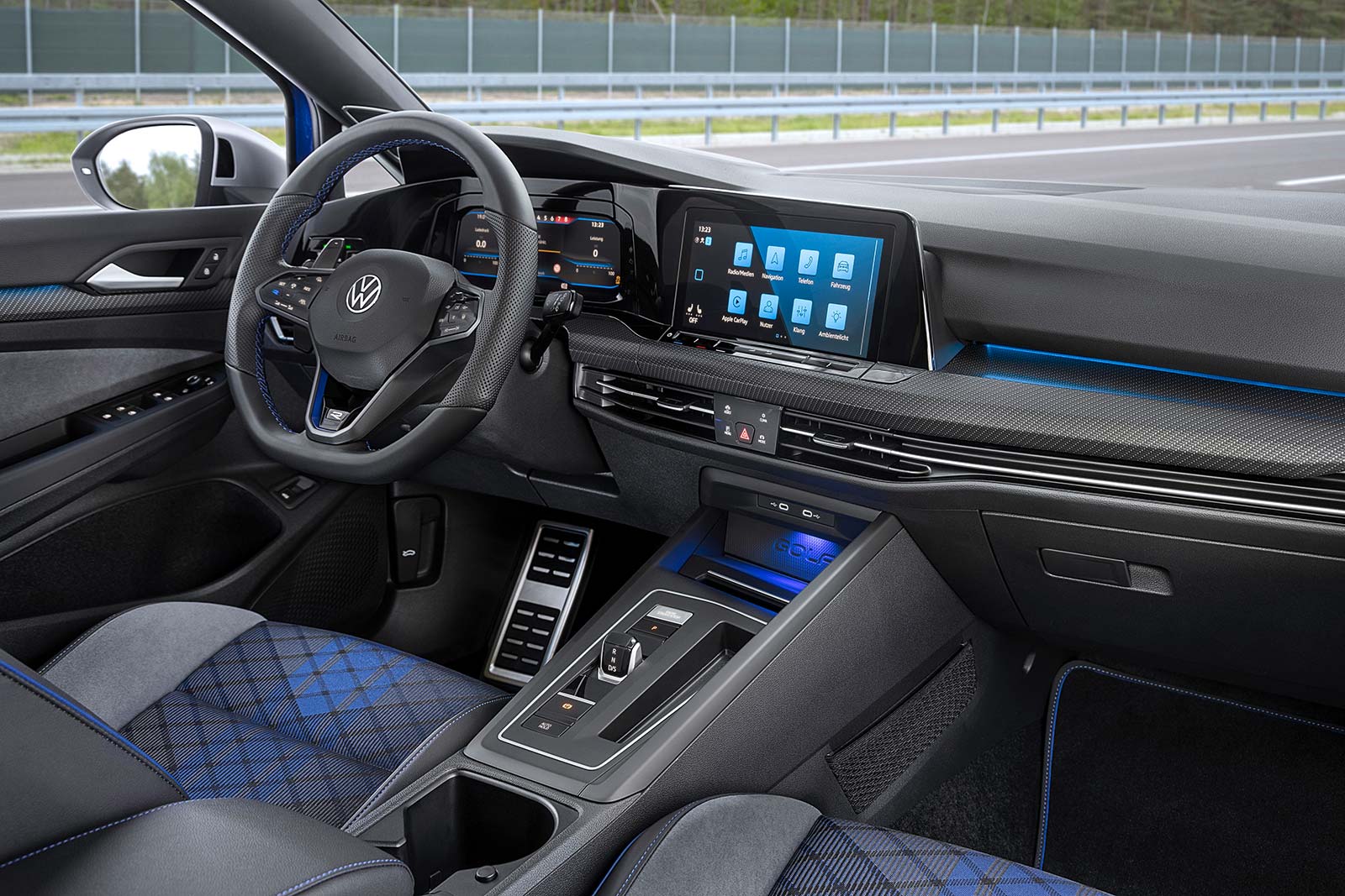 Interior Volkswagen Golf R Variant 2022