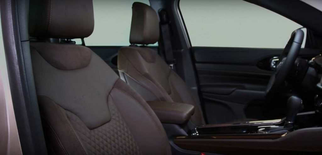 Interior Jeep Commander