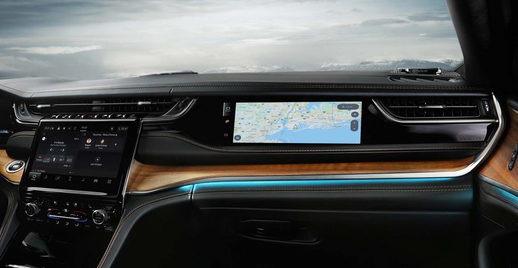 JeepGrandCherokee2022interior3 Mega Autos