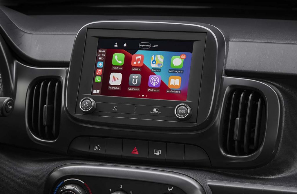 Interior Fiat Mobi Trekking 2023