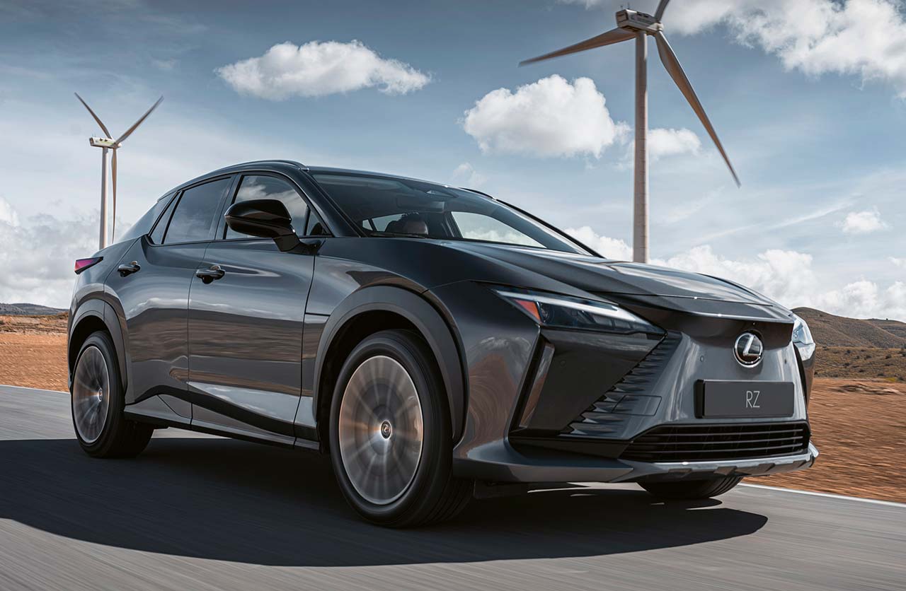 Lexus presentó el RZ (eléctrico)