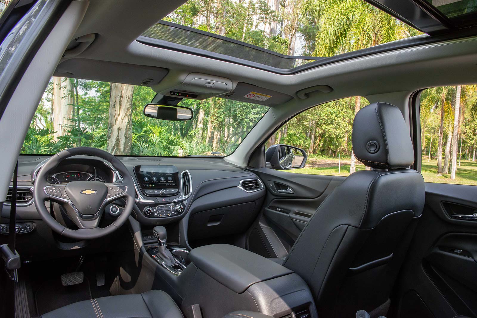 Interior Nueva Chevrolet Equinox Premier 2022