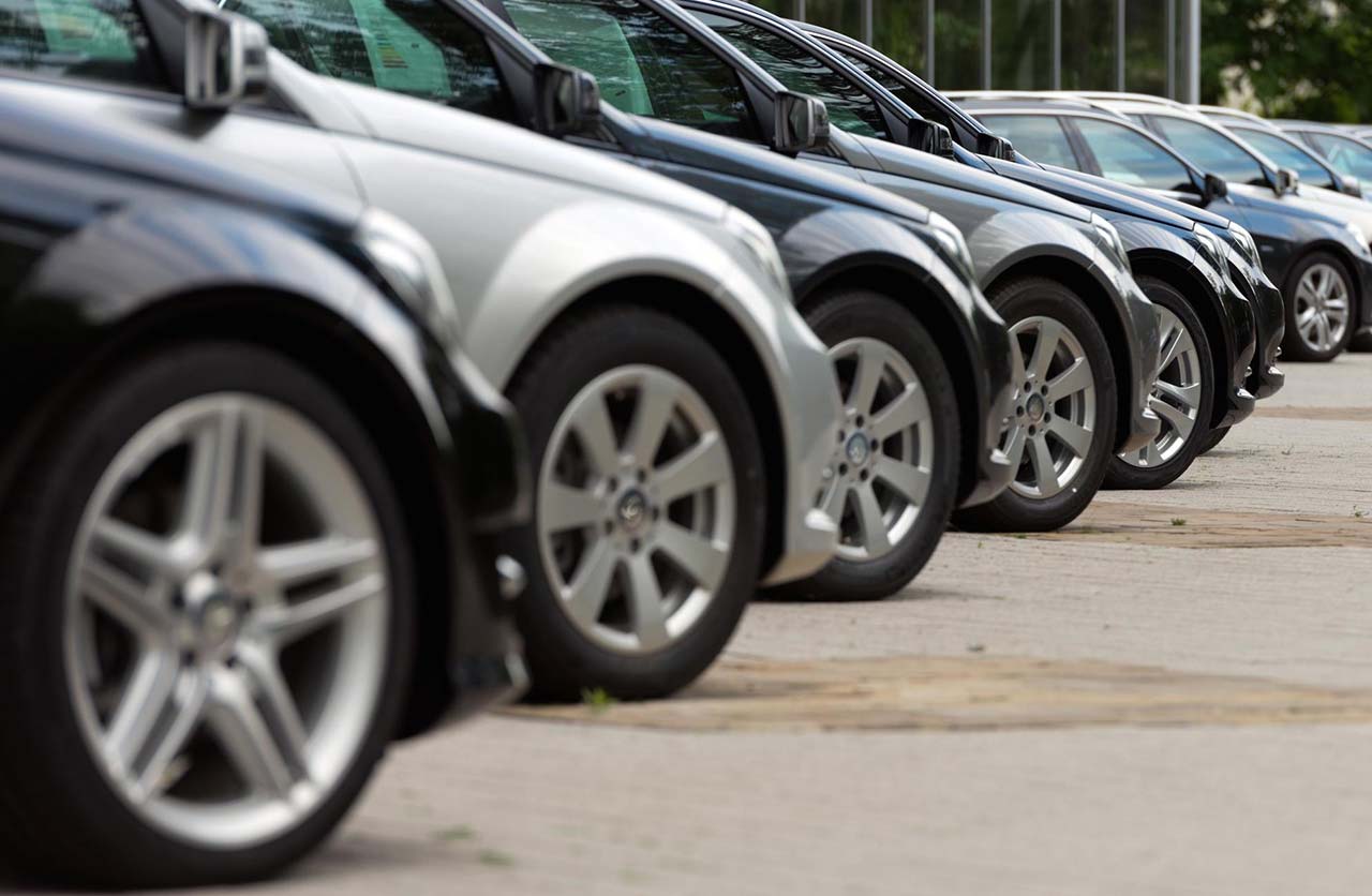 ¿Coche a km 0 o seminuevo? Las diferencias