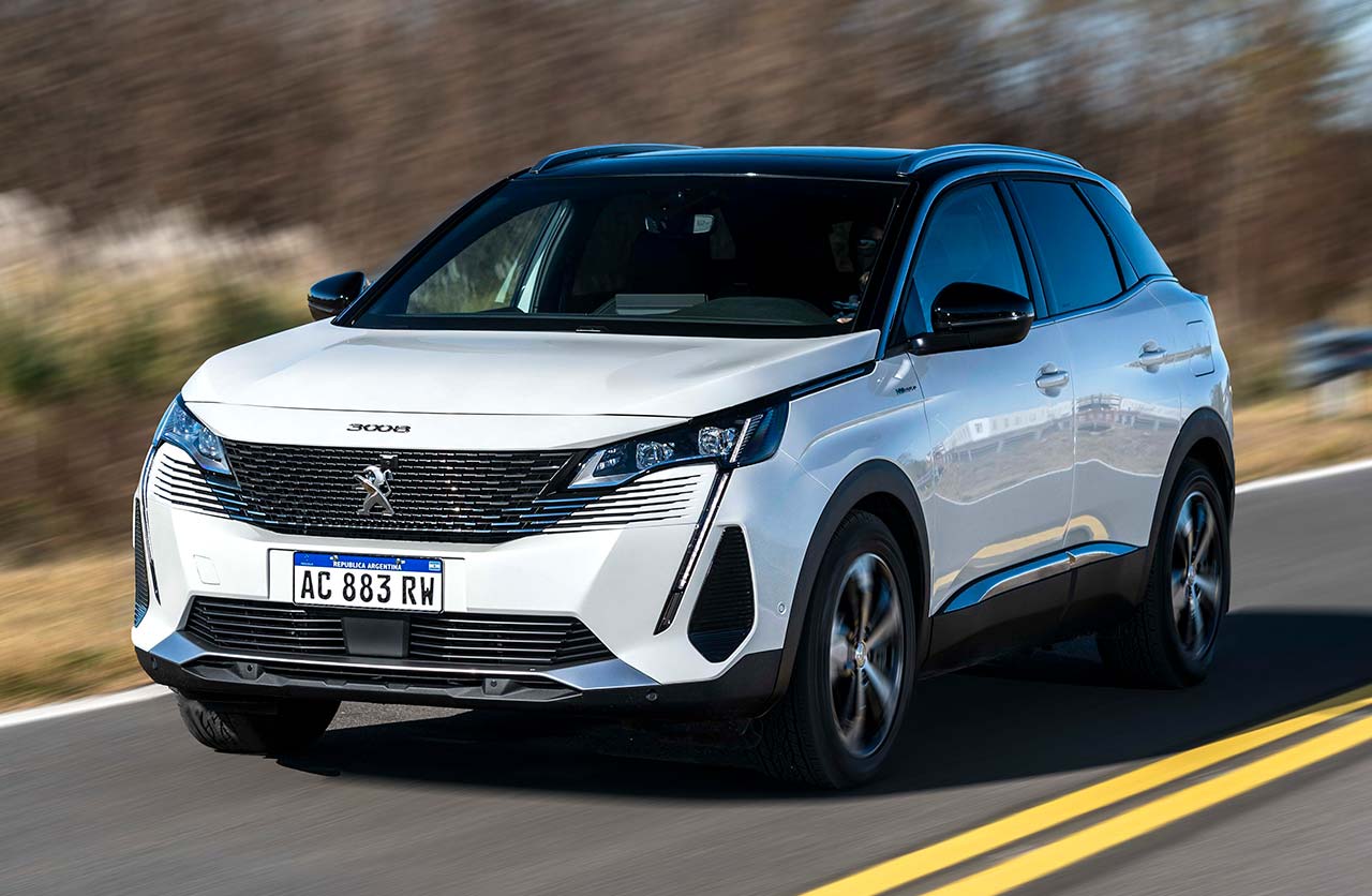 El Peugeot 3008 Hybrid4 llegó a Argentina