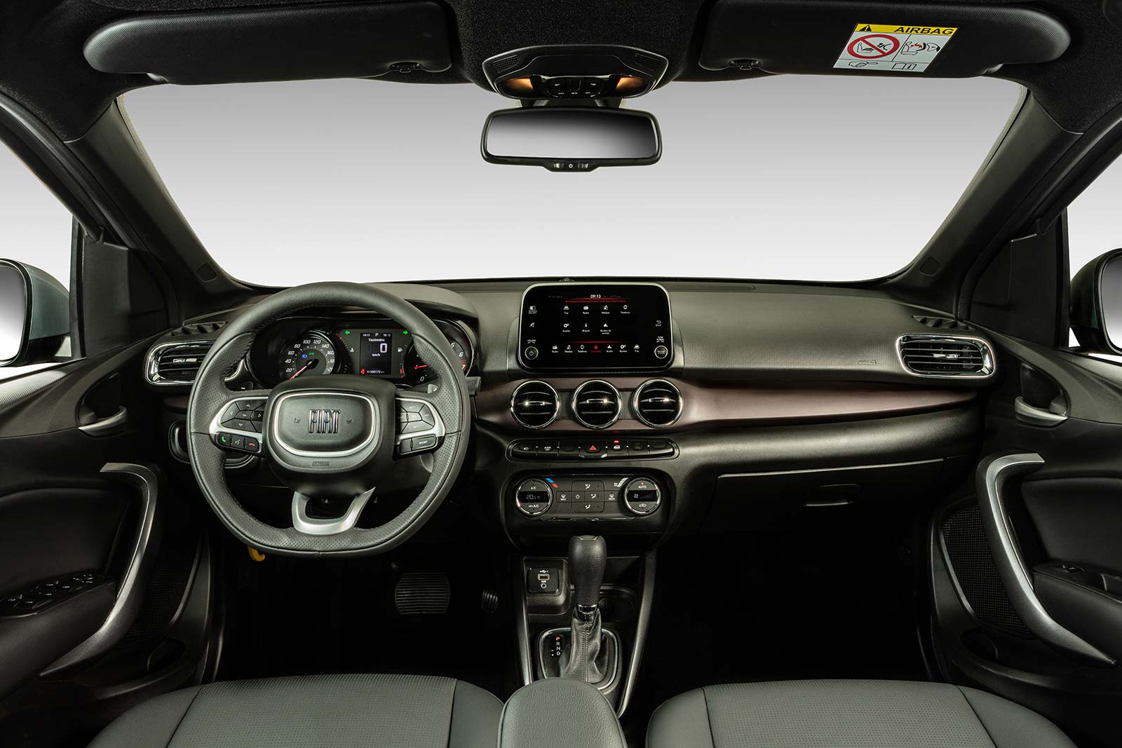 Interior Fiat Cronos 2023