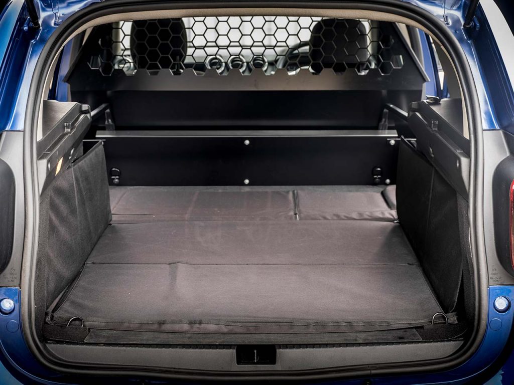 Duster-Commercial-2023-baul - Mega Autos