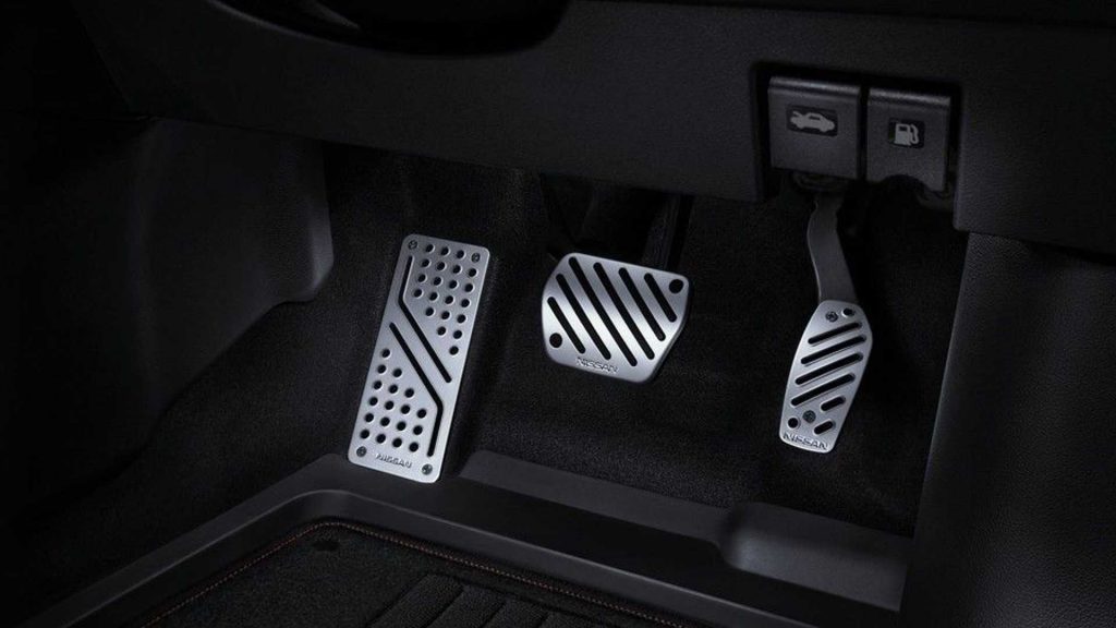 Nissan Versa Almera Sportech X