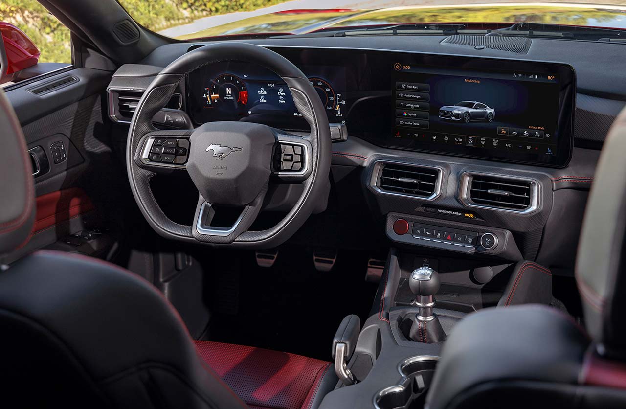 Interior Nuevo Ford Mustang 2024