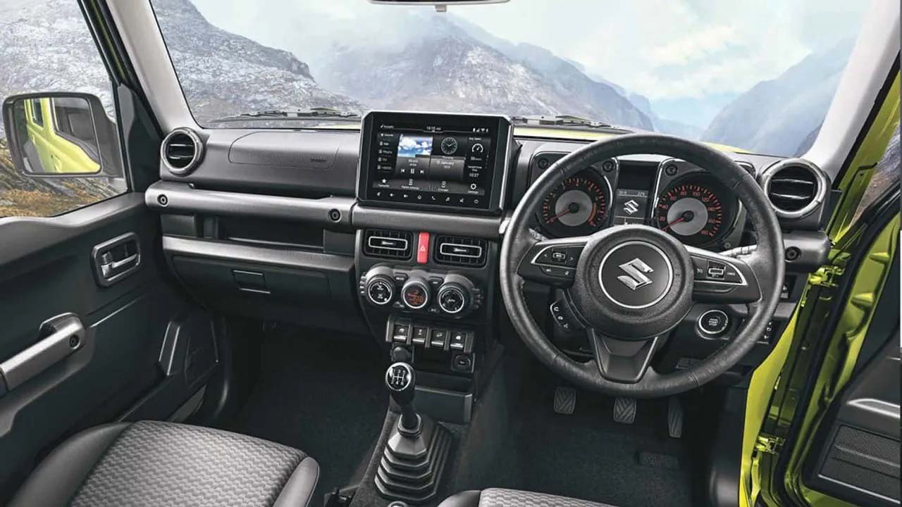Interior Suzuki Jimny 5 puertas