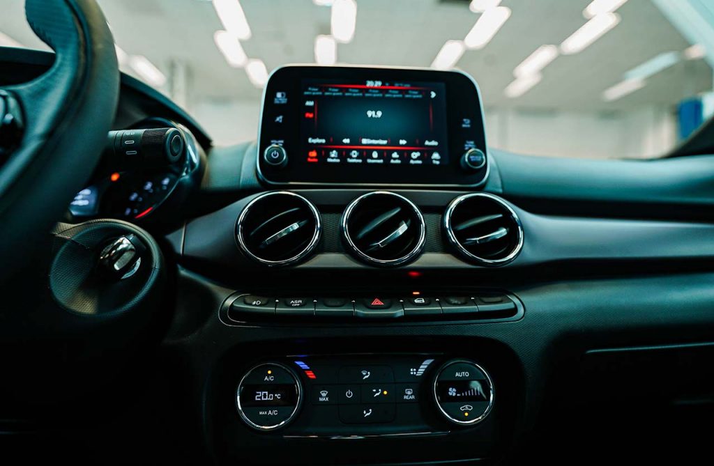Interior Fiat Cronos 2023
