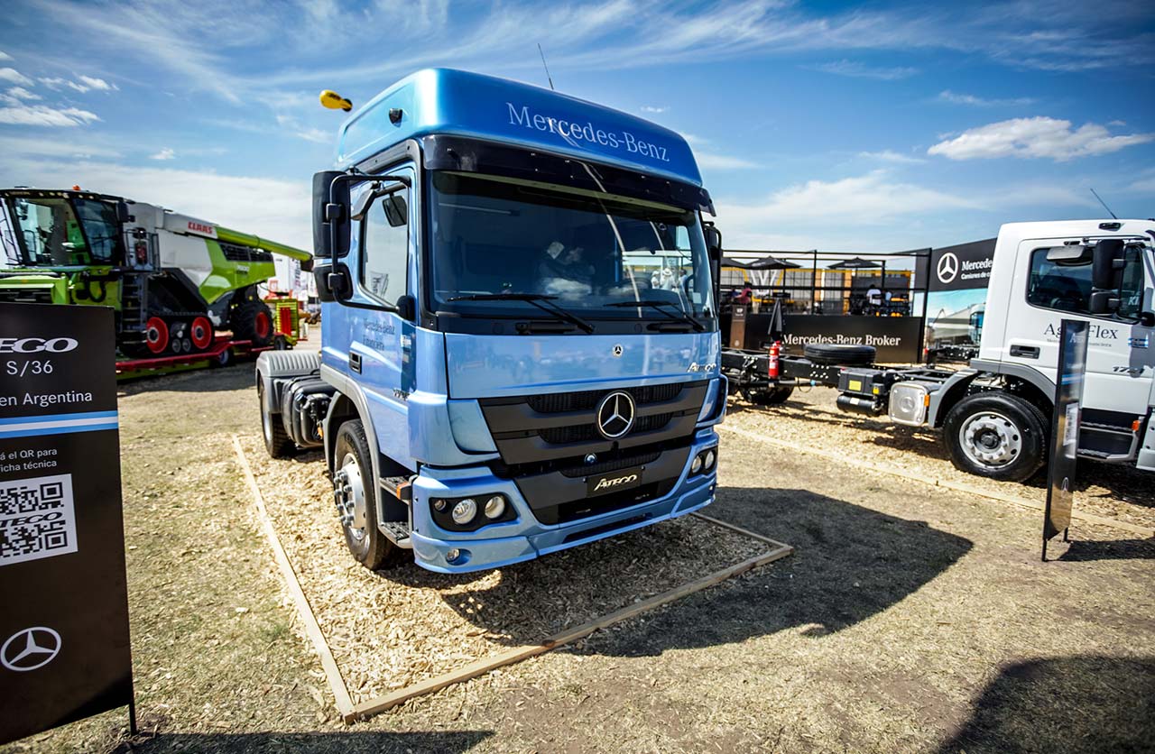 Mercedes-Benz Camiones y Buses en Expoagro 2023