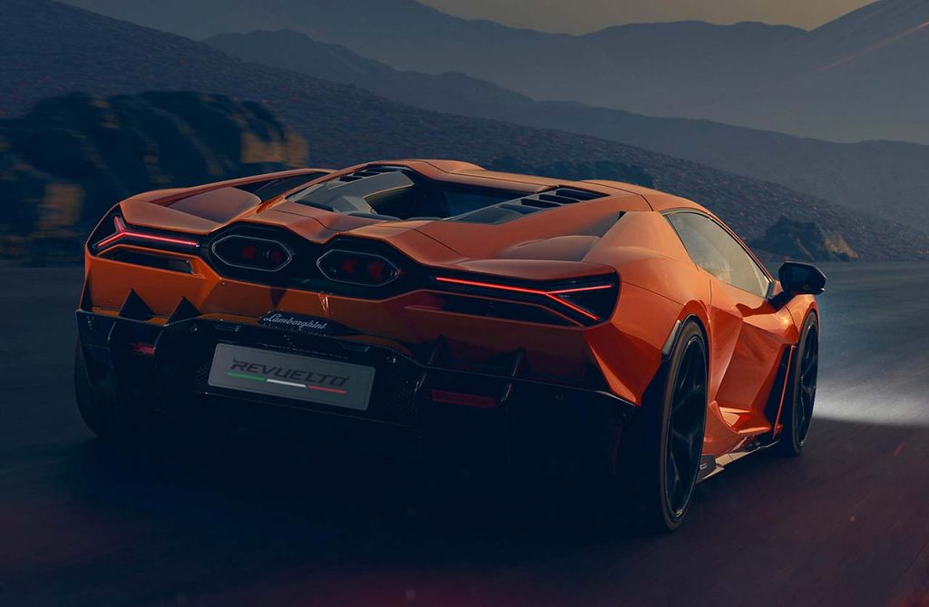 Lamborghini Revuelto