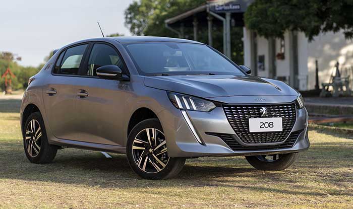 Peugeot 208 Roadtrip 2023