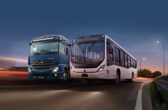 Conductores de camiones y buses Mercedes-Benz son reconocidos por su desempeño