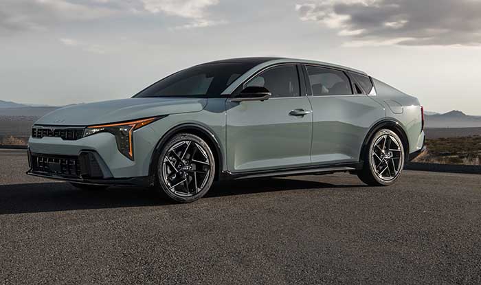 Kia lanzó la preventa del K4 en Argentina