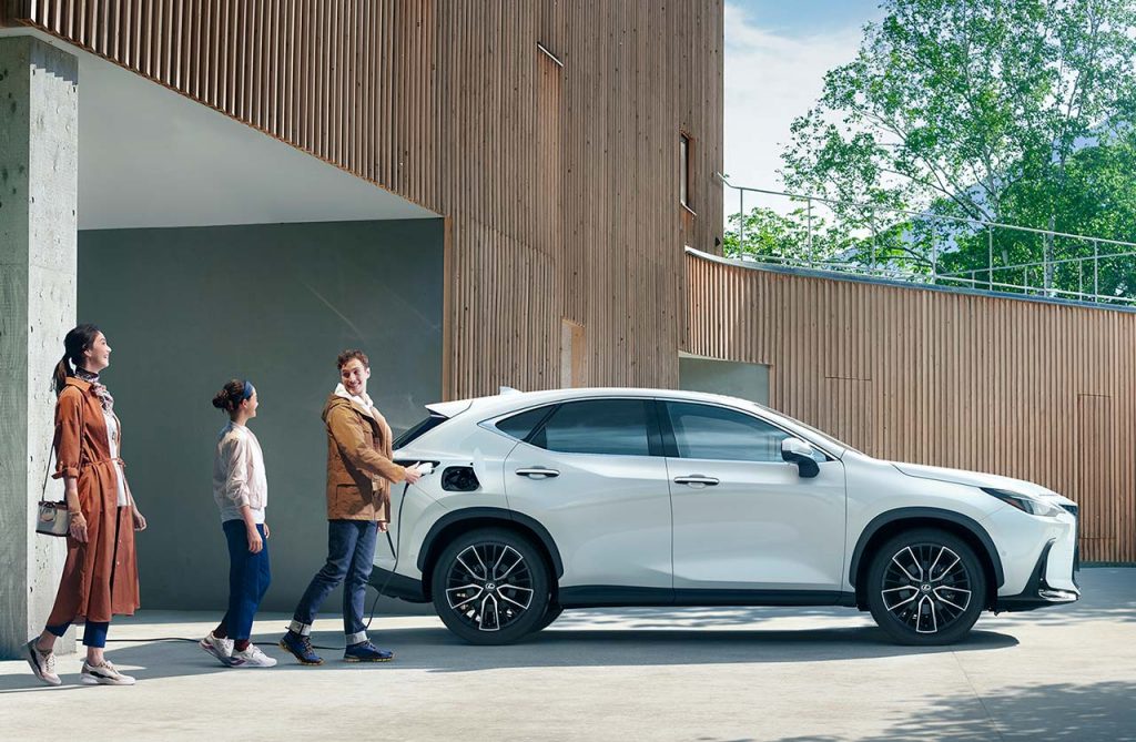 Lexus NX 450h+