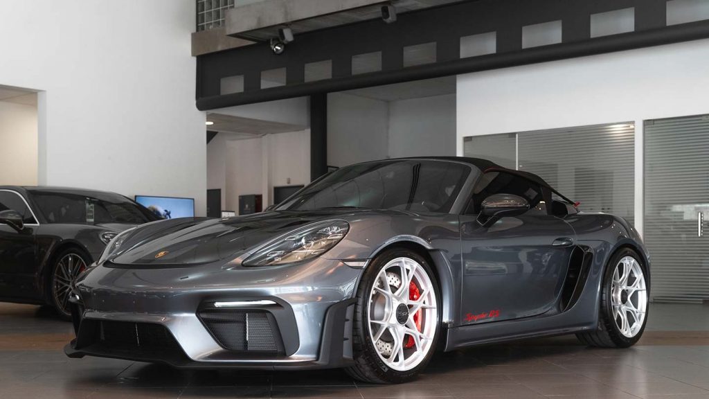 Porsche 718 Spyder RS