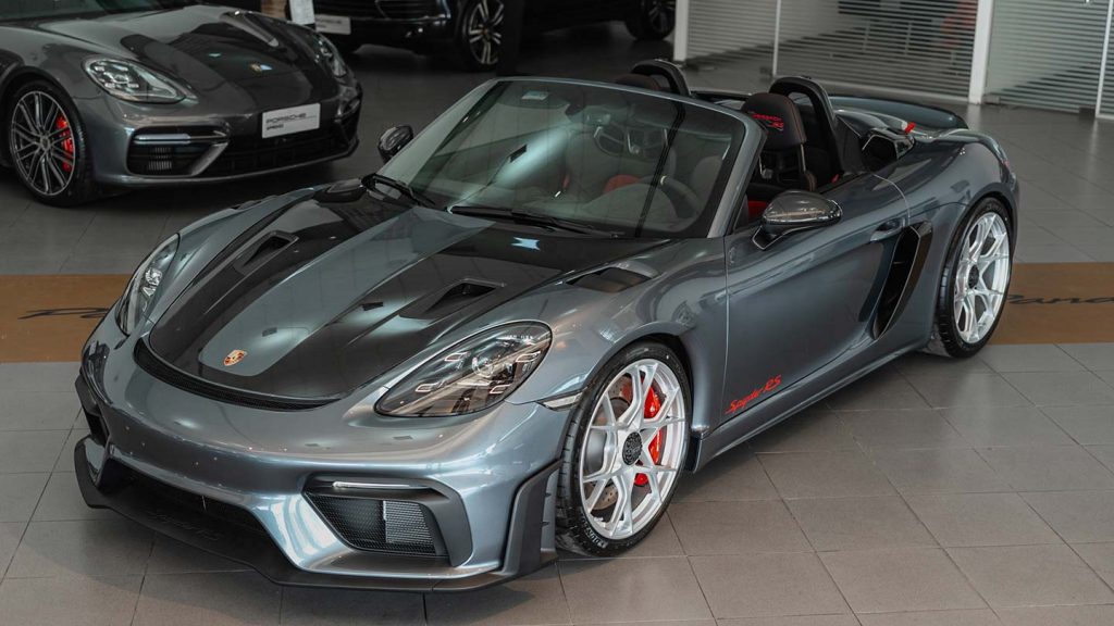 Porsche 718 Spyder RS