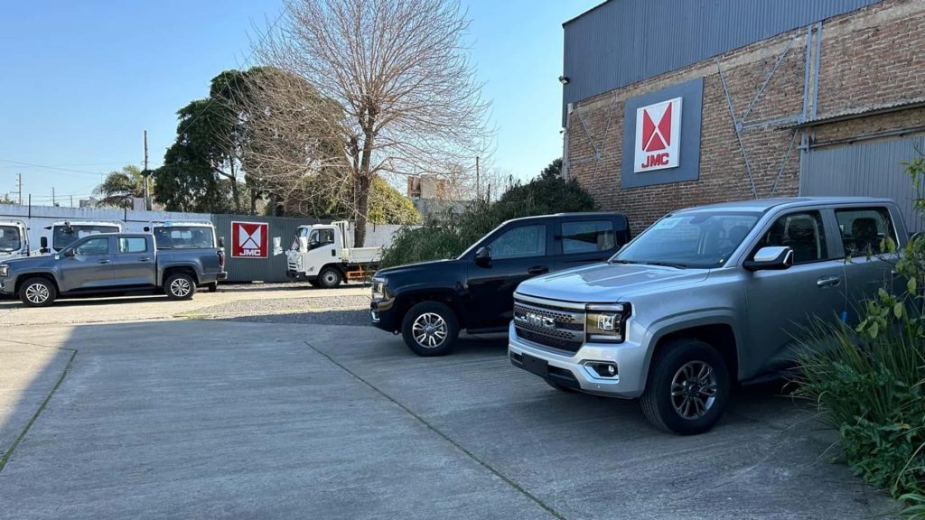 JMC Grand Avenue - Ralitor