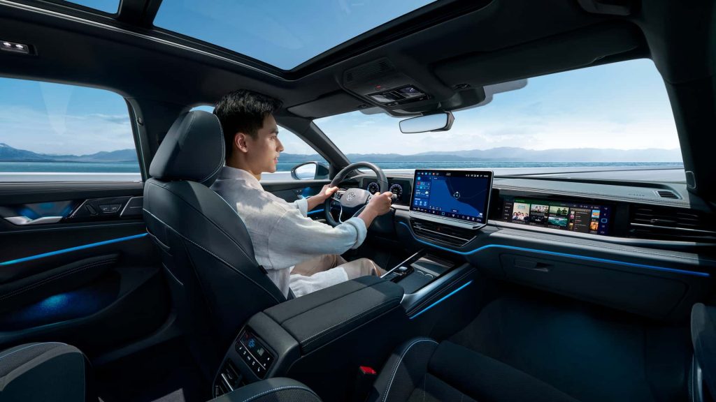 Volkswagen Passat Pro 2024