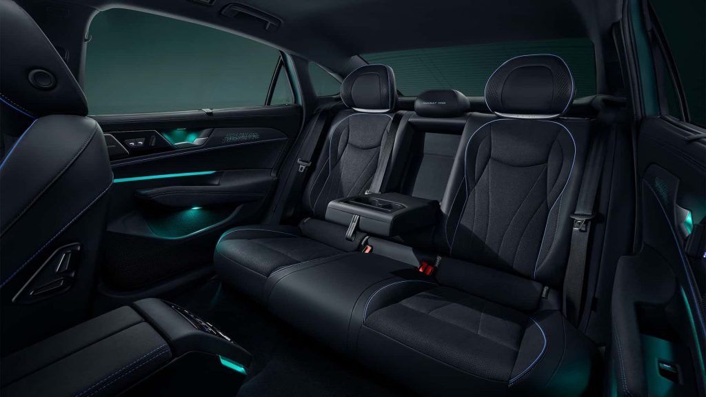 Volkswagen Passat Pro 2024