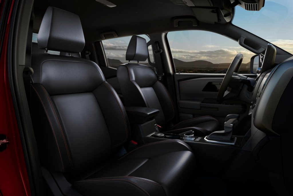 Mitsubishi Triton 2025