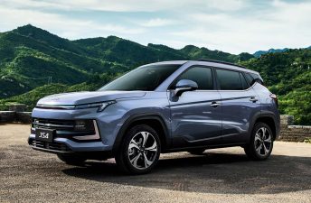 JAC lanzó nuevas versiones de los S2 FL y JS4 en Argentina