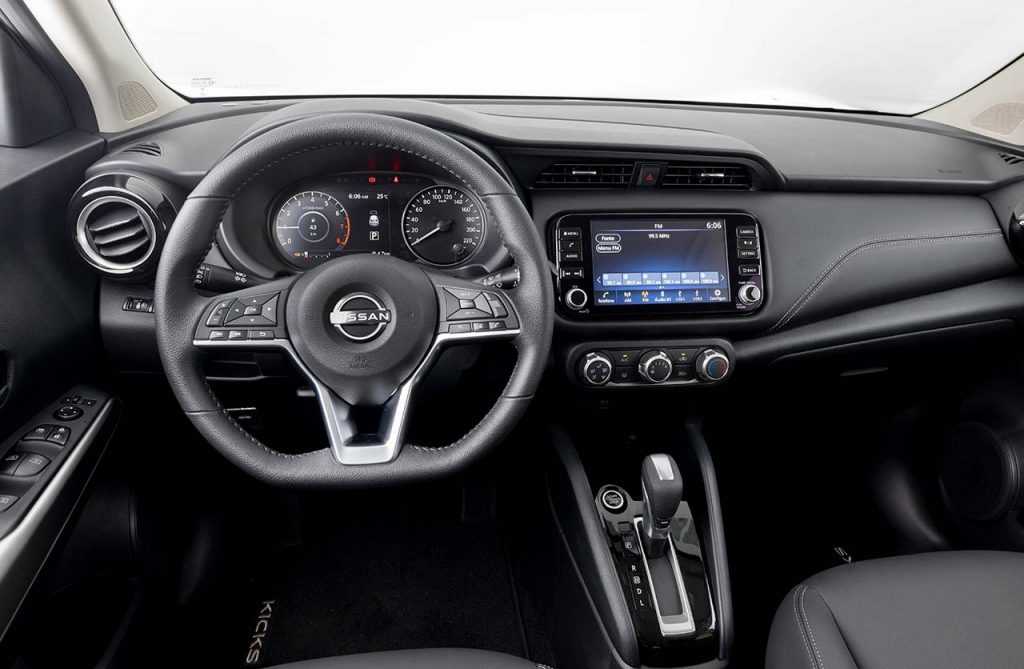 Nissan Kicks Play
